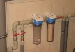 Установка проточного фильтра для воды в Подольске